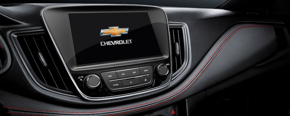 Pantalla táctil de 8 pulgadas en tu sedán Chevrolet Cavalier 2024