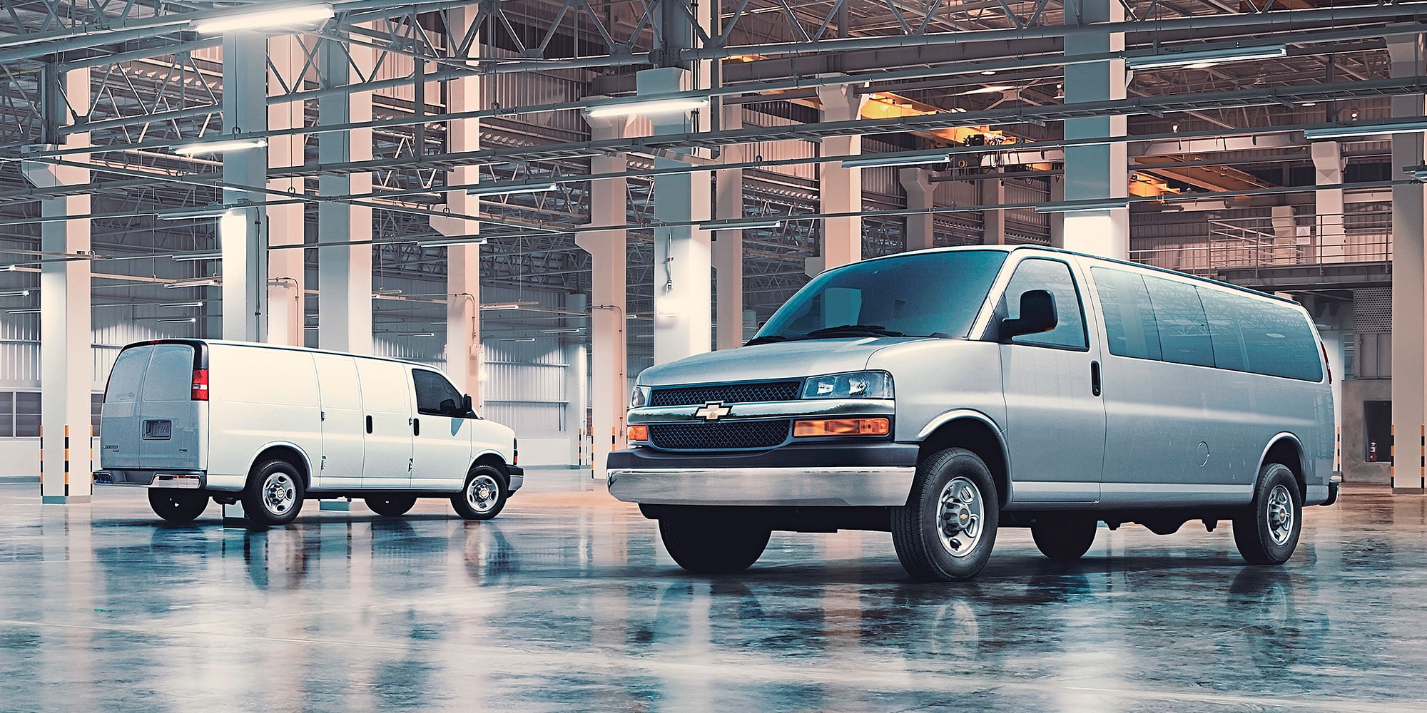 Camioneta Express Van 2023 Chevrolet